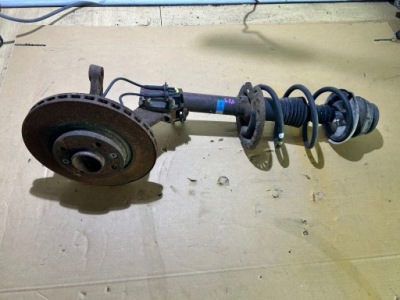 Амортизаторна стійка поворотний кулак амортизатор dacia sandero ii 1.5 dci 543023022r фото №1