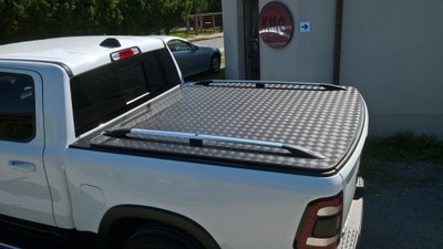 DODGE RAM ASSEMBLY COVERING BOX CABIN  