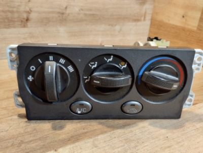 Панель обдув кондиционера kia carens i 1c16 фото №1