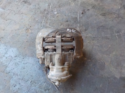 Magnum dxi 460 суппорт левый перед 68324862-6 фото №1