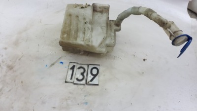 Ford focus mk2 бачок омивача з помпа фото №1