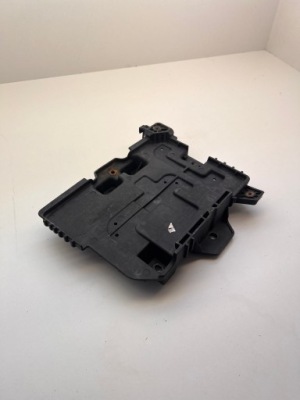 Hyundai i40 основа акумулятор 37150-3z000 фото №1