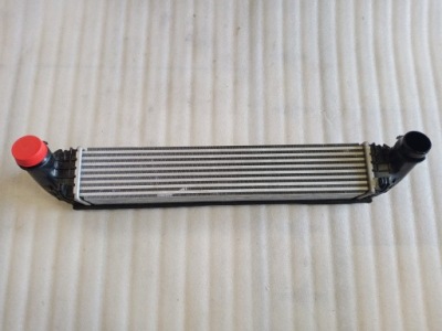 Інтеркулер opel astra k 2015 - 39109103 фото №1