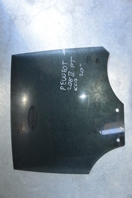 Peugeot 208 lift стекло правая задняя фото №1