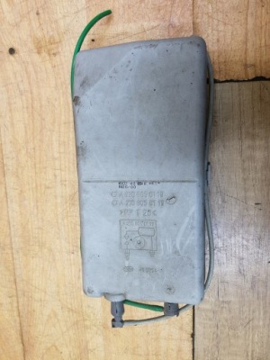 Бачок вакууму mercedes clk w208 2.0k фото №1