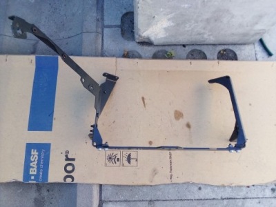 Кронштейн бака расширительный mercedes actros mp4 mp5 antos фото №1