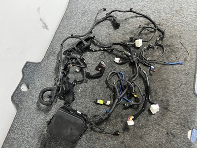 Hyundai i40 коробка предохранителей электропроводка оригинал фото №1