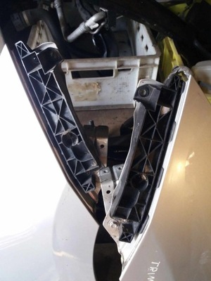 Hyundai ix35 направляющая крыла перед фото №1