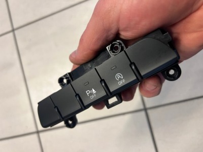 Kia rio iv 17- панель датчики pdc запуск стоп фото №1