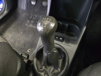 Чохол ручка комплект skoda fabia 2 ii 2007-2014 фото №1