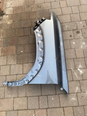 Крило передній ліве або правий dacia duster 3 2024 рік фото №1