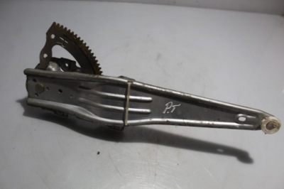 Механізм вікон правий задня toyota avensis ii t25 фото №1