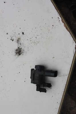 Клапан вакуумa vw bora фото №1