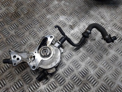 Насос вакуум skoda fabia i 1.4 038145209h фото №1