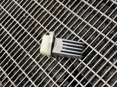 Резистор вентилятор ssangyong tivoli фото №1