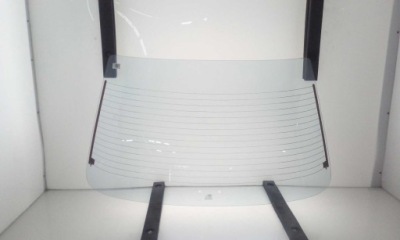 Стекло задняя задний  mazda 626 5-дверной хэтчбек 1983-1987 новая фото №1