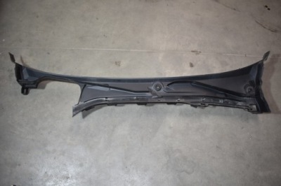 Idealne жабо bmw g70 1 фото №1