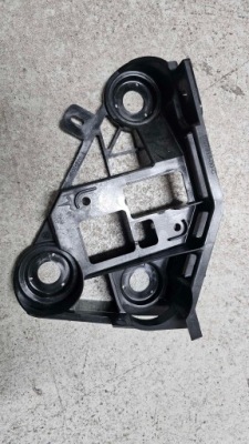 Tesla x кронштейн компрессор 1027918-00-c фото №1