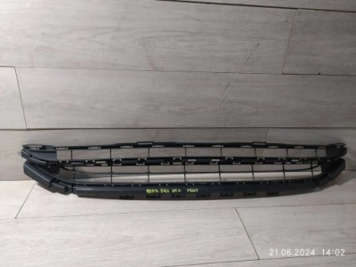 8953. mercedes eqa amg решітка середня бампер перед a2438857701 фото №1