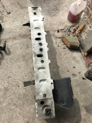 Балка бампера задня 3m51-r000k70-aa ford kuga фото №1