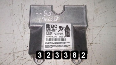 2005 opel astra ecu 13227920 фото №1