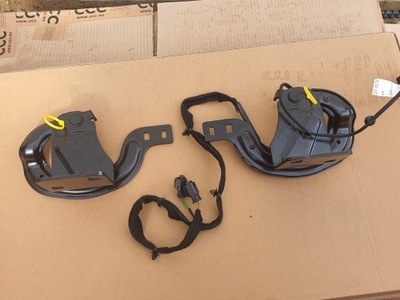 Peugeot 3008 i петля крышки задняя левый правый фото №1