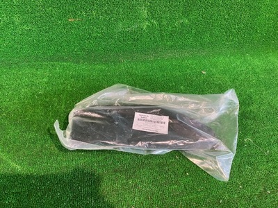 Накладка порог правая задняя porsche taycan фото №1