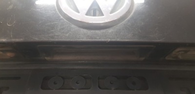 Микровыключатель крышки багажника vw golf 4 iv bora combi фото №1