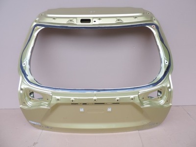 Toyota yaris cross 2021 2022 задня кришка багажника / задня фото №1