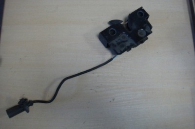 Skoda rapid 1.0tsi 95km 17/19r замок капот оригінал фото №1