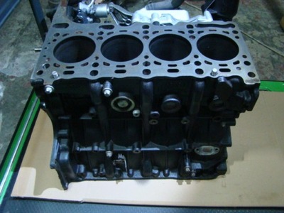 Mercedes 2,2cdi блок двигуна r6510111401 фото №1