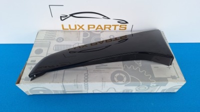 Mercedes a w177 молдинг задний крышки багажника левая фото №1