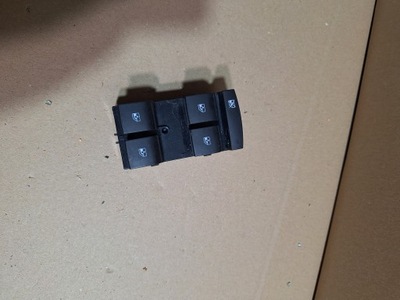 Перемикач вікон opel оригінальний номер 13408458 фото №1