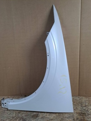 Polestar 2 крыло левый фото №1