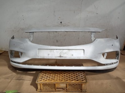 Opel insignia 2 b бампер передній рік 2017- фото №1