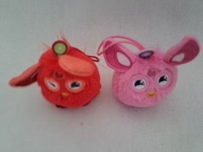 FAJNE MASKOTKI Furby