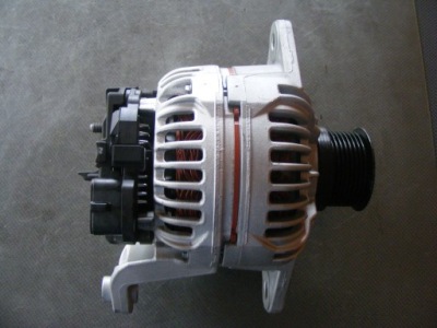 Генератор volvo 124 655 021 фото №1