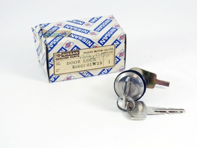 Замок вкладка двері лівих nissan 720 pickup фото №1