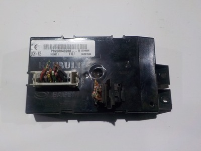Renault master ii модуль bsi uch p8200943288-r uch-n3 фото №1