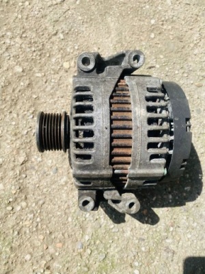 Генератор mercedes 3.0 cdi 0121715015 фото №1
