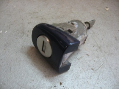 Вкладка левая левых дверь vw polo 9n ld5q фото №1