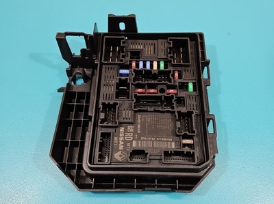 Коробка предохранителей dacia sandero iii 20- 284b71965r фото №1