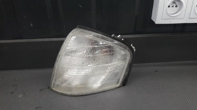 LUZ DIRECCIONAL IZQUIERDO MERCEDES W202  