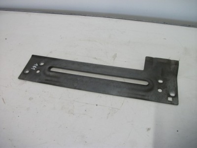 Bmw f39 x2 f48 x1 кронштейн тунель задній 7497302 фото №1