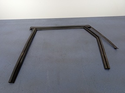 V90 ii 16- прокладка рамы дверь задняя левая 31849230 фото №1