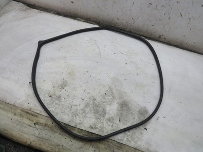 Прокладка двері ліва права задня kombi i40 lift фото №1