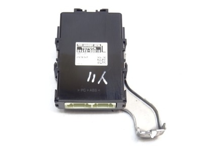 Модуль блок управления toyota yaris ii 89690-0d010 фото №1