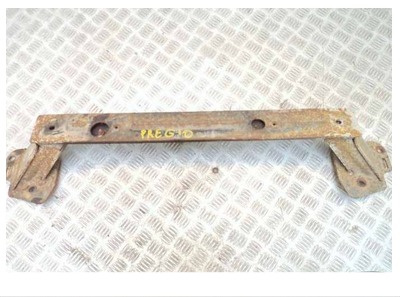 Kia pregio 2.7d 98r - балка pod радіатор фото №1