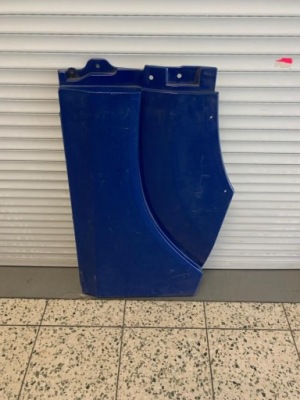 Удлинитель подножка кабины правое mercedes actros a9618847375 фото №1