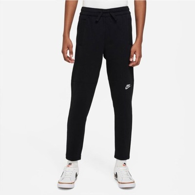 Spodnie Nike Sportswear Jr DQ9085 010 czarny M(137